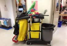 Na czystości budynków nie ma co oszczędzać czystości budynków