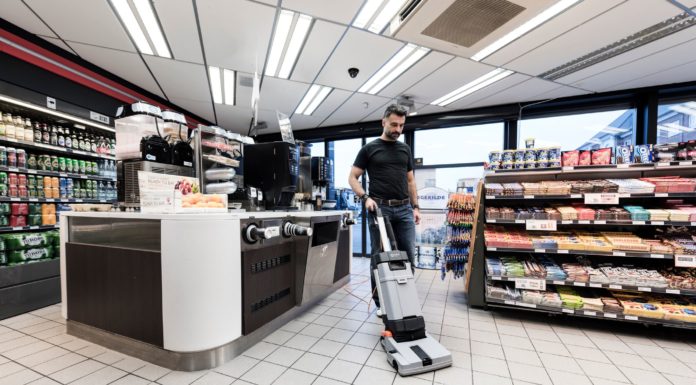 Umaszynowienie sprzątania w sieciach handlowych stale rośnie Nilfisk Polska