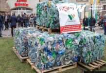 Wałbrzych zakazuje używania jednorazowych plastików Plastikowe opakowania