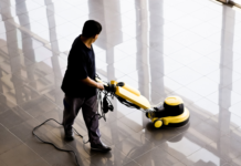 Jak założyć własną firmę sprzątającą i ją rozwijać?