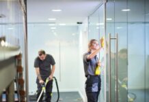 CLINEX EDU: 3 obszary w miejscu pracy, które wymagają dokładnego czyszczenia dokładnego czyszczenia