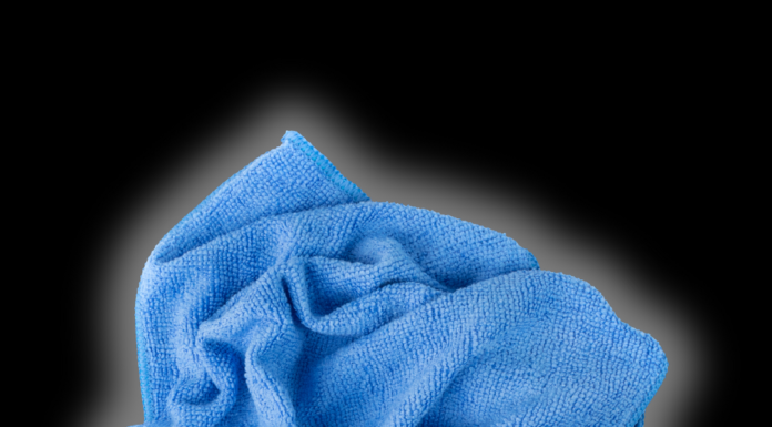 Czym jest mikrofibra i dlaczego jest wyjątkowa Ściereczki z mikrofibry