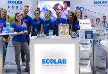 Uprość rutynę sprzątającą z Ecolab® ReadyDose™: to prawdziwa zmiana zasad gry dla małych zakładów na całym świecie ReadyDose